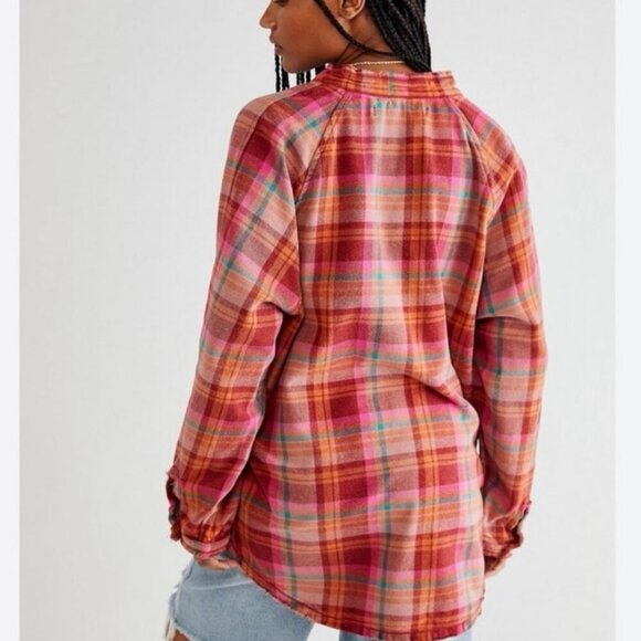 Free People We The Free Summer Daydream Plaid Button Up Shirt Berry Oversized M - Picture 2 of 9